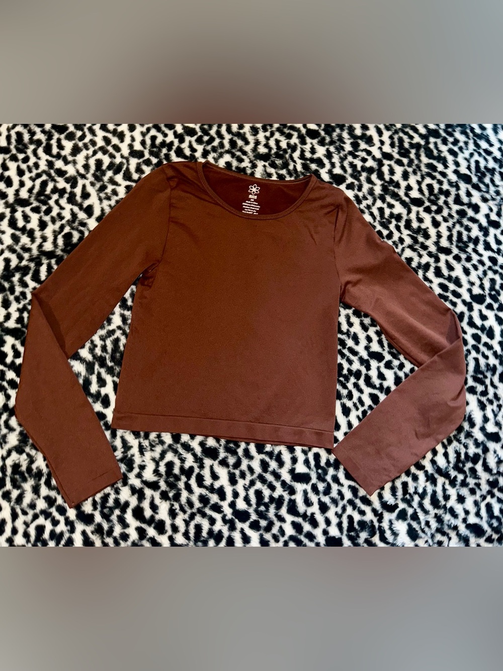 Aura Brown Cropped Long Sleeve Athleta Tee!